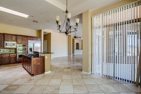 3960 Expedition Way, Phoenix, AZ 85050 photo 9