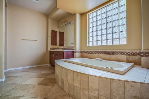 3960 Expedition Way, Phoenix, AZ 85050 photo 18