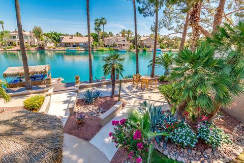 1825 E Monarch Bay Dr, Gilbert, AZ 85234 photo 4