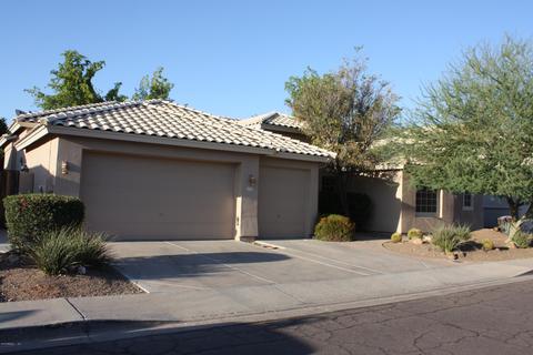 2708 E Amberwood Dr, Phoenix, AZ 85048 photo 1