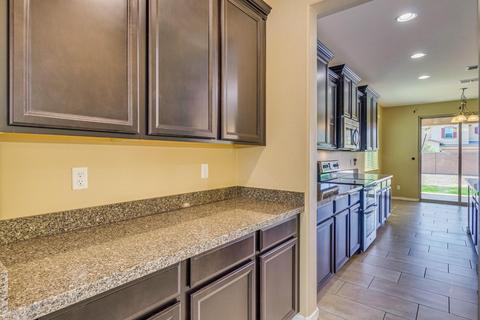 1509 E Kingbird Dr, Gilbert, AZ 85297 photo 5