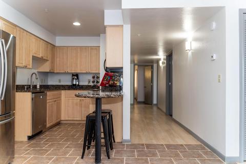 1005 E 8th St #2004, Tempe, AZ 85281 photo 3