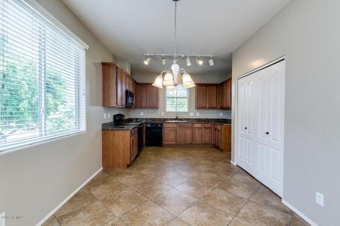 4037 E Carla Vista Dr, Gilbert, AZ 85295 photo 2
