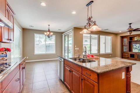 2481 E Carob Dr, Gilbert, AZ 85298 photo 17