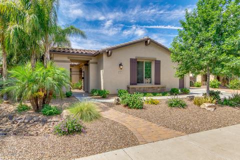 2481 E Carob Dr, Gilbert, AZ 85298 photo 2