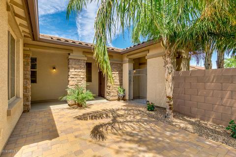 2481 E Carob Dr, Gilbert, AZ 85298 photo 5