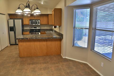 6520 Elmwood St, Mesa, AZ 85205 photo 5
