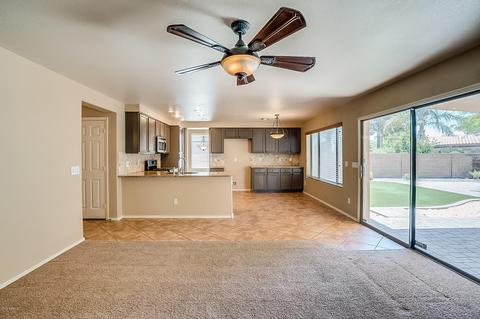 4607 E Lavender Ln, Phoenix, AZ 85044 photo 8