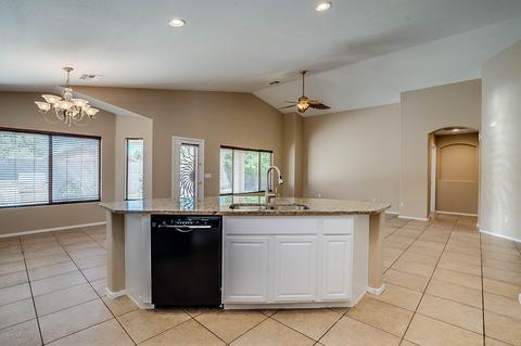 3426 E Fairview St, Gilbert, AZ 85295 photo 7