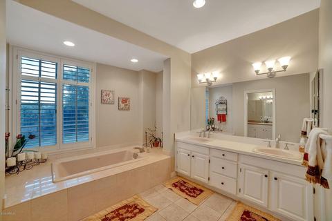 4920 Exeter Blvd, Phoenix, AZ 85018 photo 10