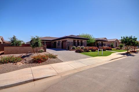 2242 E Crescent Way, Gilbert, AZ 85298 photo 4