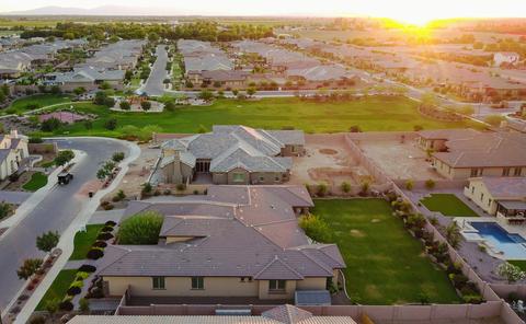 2242 E Crescent Way, Gilbert, AZ 85298 photo 6
