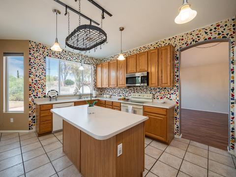 9858 E Irwin Cir, Mesa, AZ 85209 photo 10