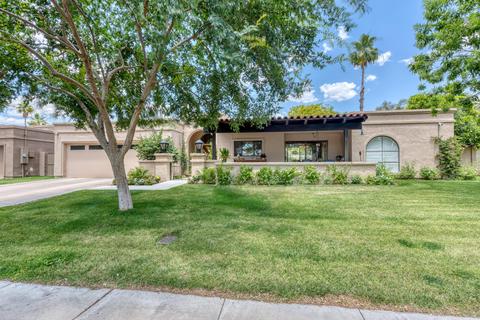 2562 E Denton Ln, Phoenix, AZ 85016 photo 1