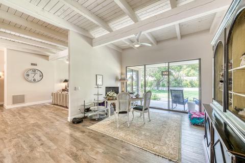 2562 E Denton Ln, Phoenix, AZ 85016 photo 5