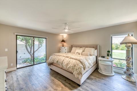 2562 E Denton Ln, Phoenix, AZ 85016 photo 8
