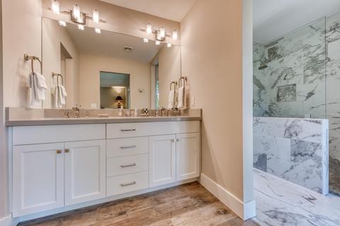 2562 E Denton Ln, Phoenix, AZ 85016 photo 10