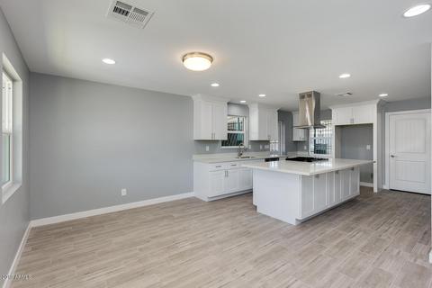 1758 E Sunland Ave, Phoenix, AZ 85040 photo 8