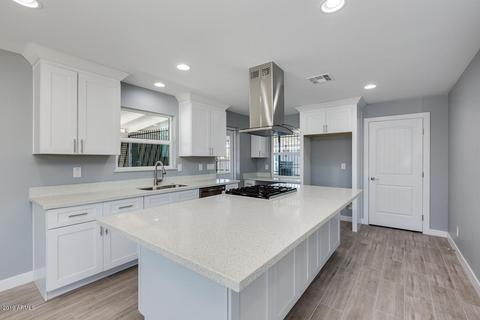 1758 E Sunland Ave, Phoenix, AZ 85040 photo 1