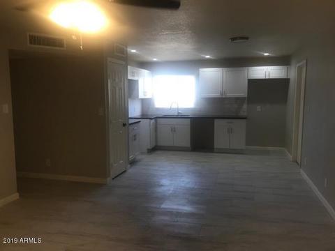 514 E Desert Dr, Phoenix, AZ 85042 photo 6