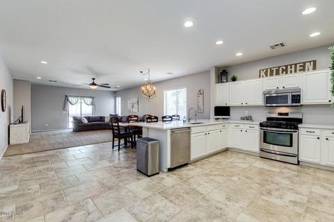 4837 S Summit Ct, Gilbert, AZ 85298 photo 6