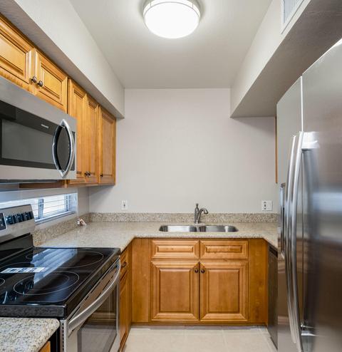 2668 E Oakleaf Dr, Tempe, AZ 85288 photo 3