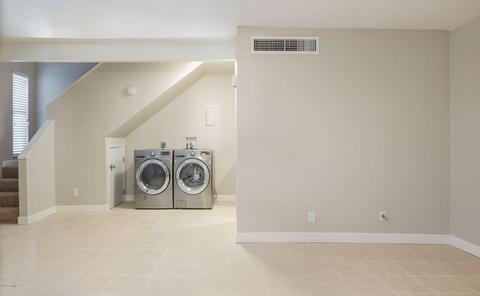 2668 E Oakleaf Dr, Tempe, AZ 85288 photo 5