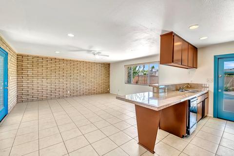 1707 E Broadmor Dr, Tempe, AZ 85282 photo 3