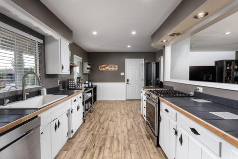3420 E Oregon Ave, Phoenix, AZ 85018 photo 8