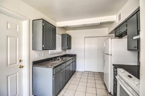 147 E Ivy St, Mesa, AZ 85201 photo 12