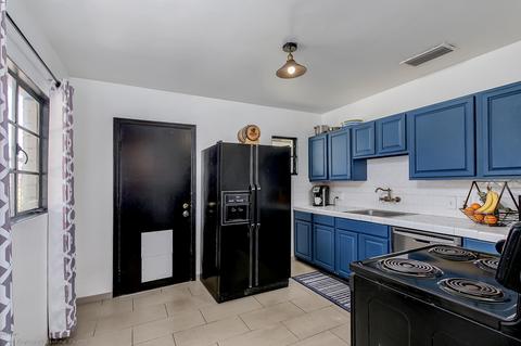 1917 E Mitchell Dr, Phoenix, AZ 85016 photo 12