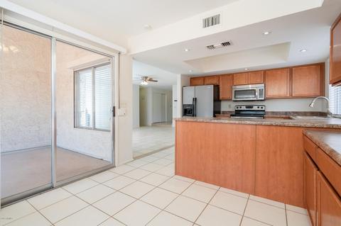 2121 E Winchcomb Dr, Phoenix, AZ 85022 photo 7
