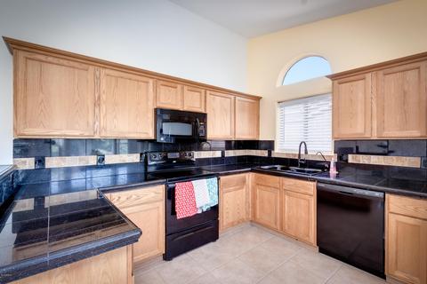 2365 E Sherri Dr, Gilbert, AZ 85296 photo 8