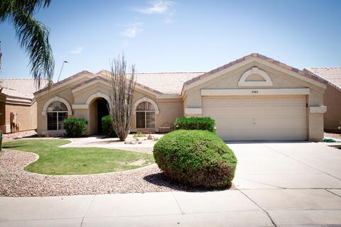 2365 E Sherri Dr, Gilbert, AZ 85296 photo 1