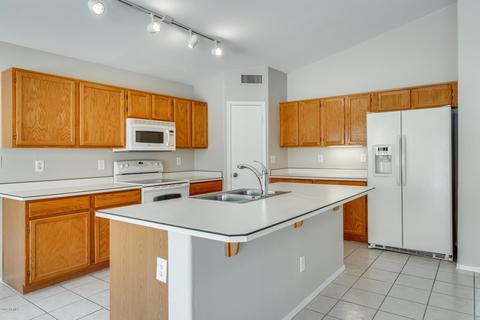 2932 E Pontiac Dr, Phoenix, AZ 85050 photo 2