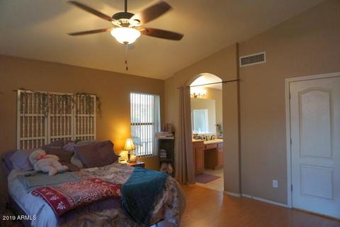 1077 E Orchid Ln, Gilbert, AZ 85296 photo 12