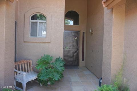 1077 E Orchid Ln, Gilbert, AZ 85296 photo 4
