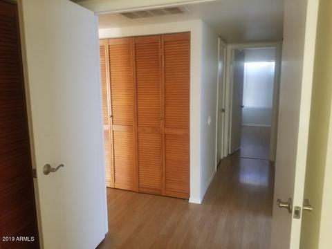 6830 S 40th Pl, Phoenix, AZ 85042 photo 11