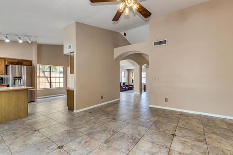 3244 E Cedarwood Ln, Phoenix, AZ 85048 photo 3
