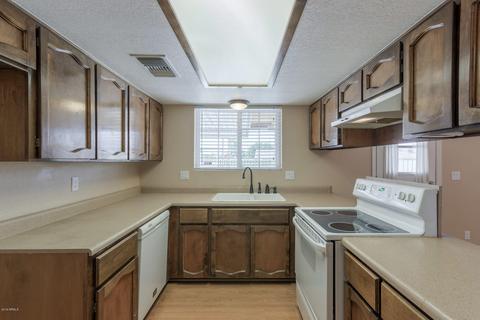 749 E Peppertree Ave, Apache Junction, AZ 85119 photo 3