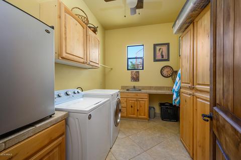 2015 E Desert Ln, Phoenix, AZ 85042 photo 21