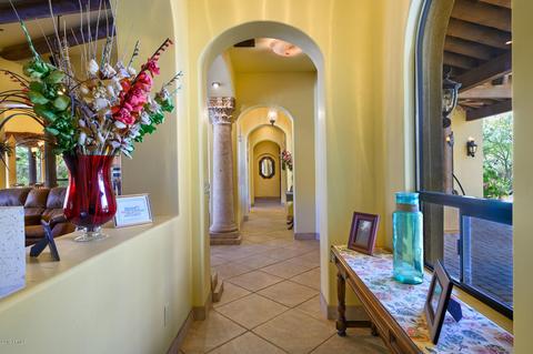 2015 E Desert Ln, Phoenix, AZ 85042 photo 9