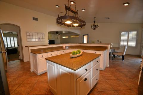 15415 E Orchid Ln, Gilbert, AZ 85296 photo 9