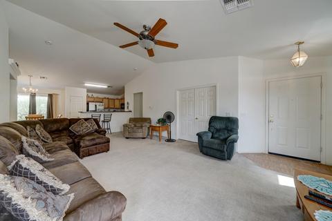 5683 E Oasis Ct, Florence, AZ 85132 photo 3