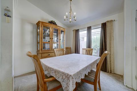 5683 E Oasis Ct, Florence, AZ 85132 photo 9
