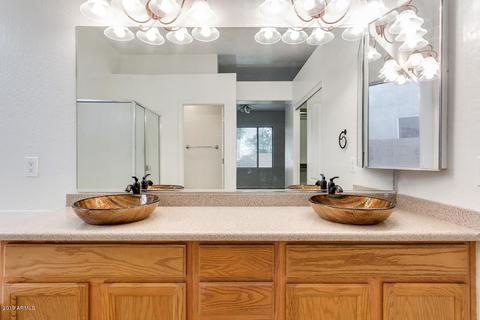 1402 W Park Ave, Gilbert, AZ 85233 photo 4