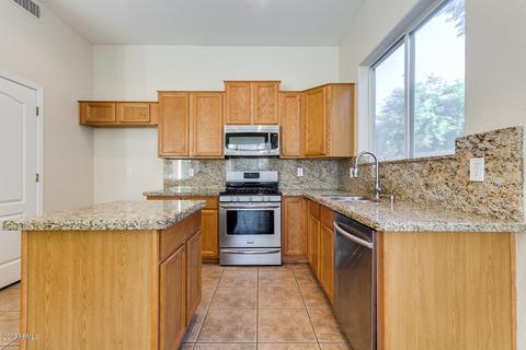 1402 W Park Ave, Gilbert, AZ 85233 photo 2