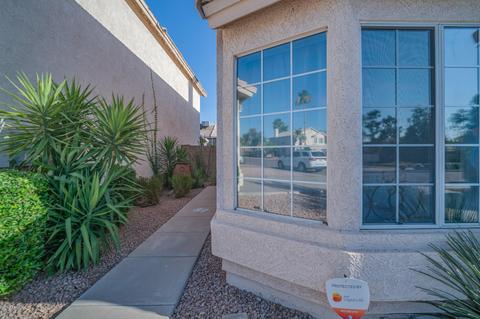 3727 E Topeka Dr, Phoenix, AZ 85050 photo 6