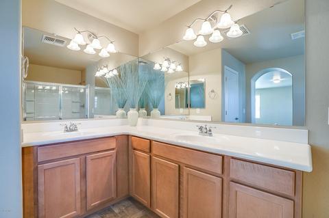 3825 Edna Dr, Gilbert, AZ 85296 photo 4