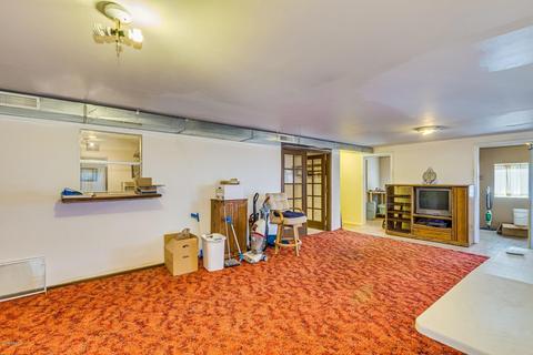 108 E La Mirada Dr, Phoenix, AZ 85042 photo 9